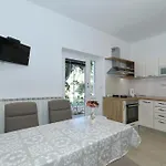 By The Sea Tkon, Pasman - 8302 Apartment *