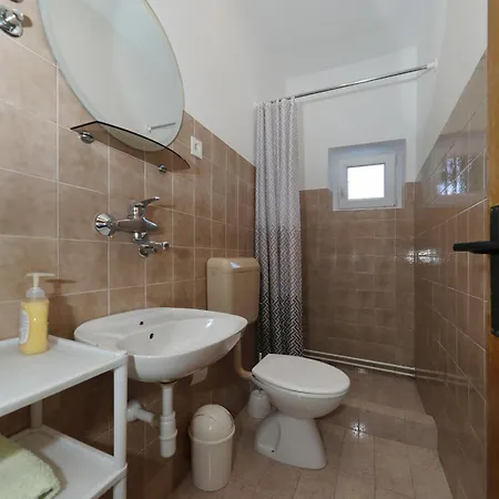 Apartment By The Sea Tkon, Pasman - 8302