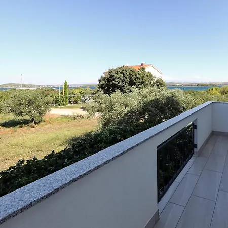 By The Sea Tkon, Pasman - 8302 Apartment *