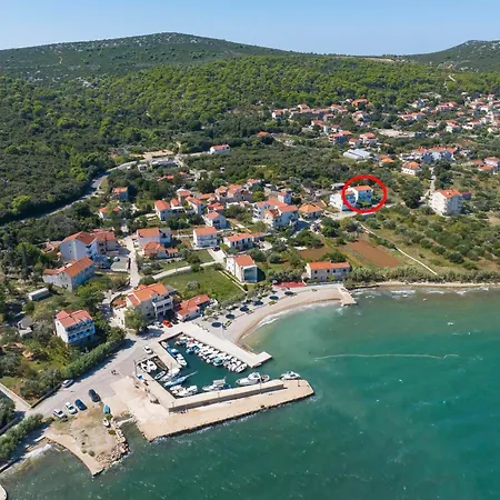 Apartment By The Sea Tkon, Pasman - 8302 *