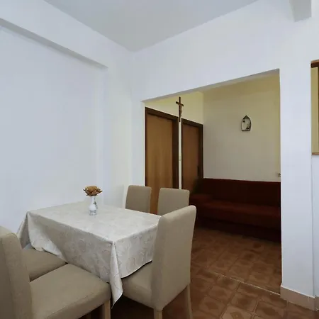 Apartment By The Sea Tkon, Pasman - 8302